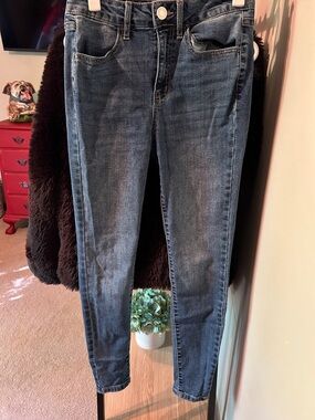 SO Women’s Skinny Jeans in Dark Blue Wash